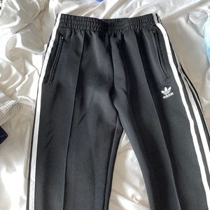 Adidas sweatpants